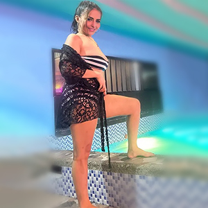 Escort Berlin Girls in STEGLITZ Gina Hot Top Amateur Model bietet Männerüberschuss 30 min 1 Mann Sex in FREDERSDORF VOGELSDORF
